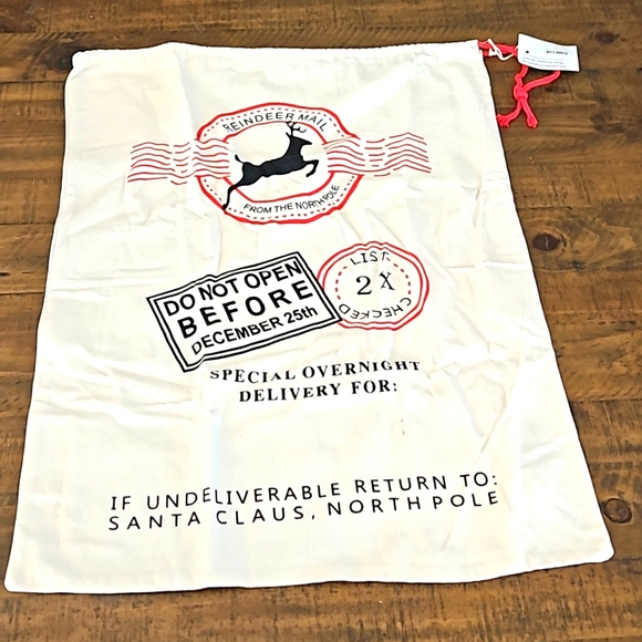 BNWT - Christmas 🎄 Present Holiday Large Cotton Bags (19" x 26") - Picture 2 of 4